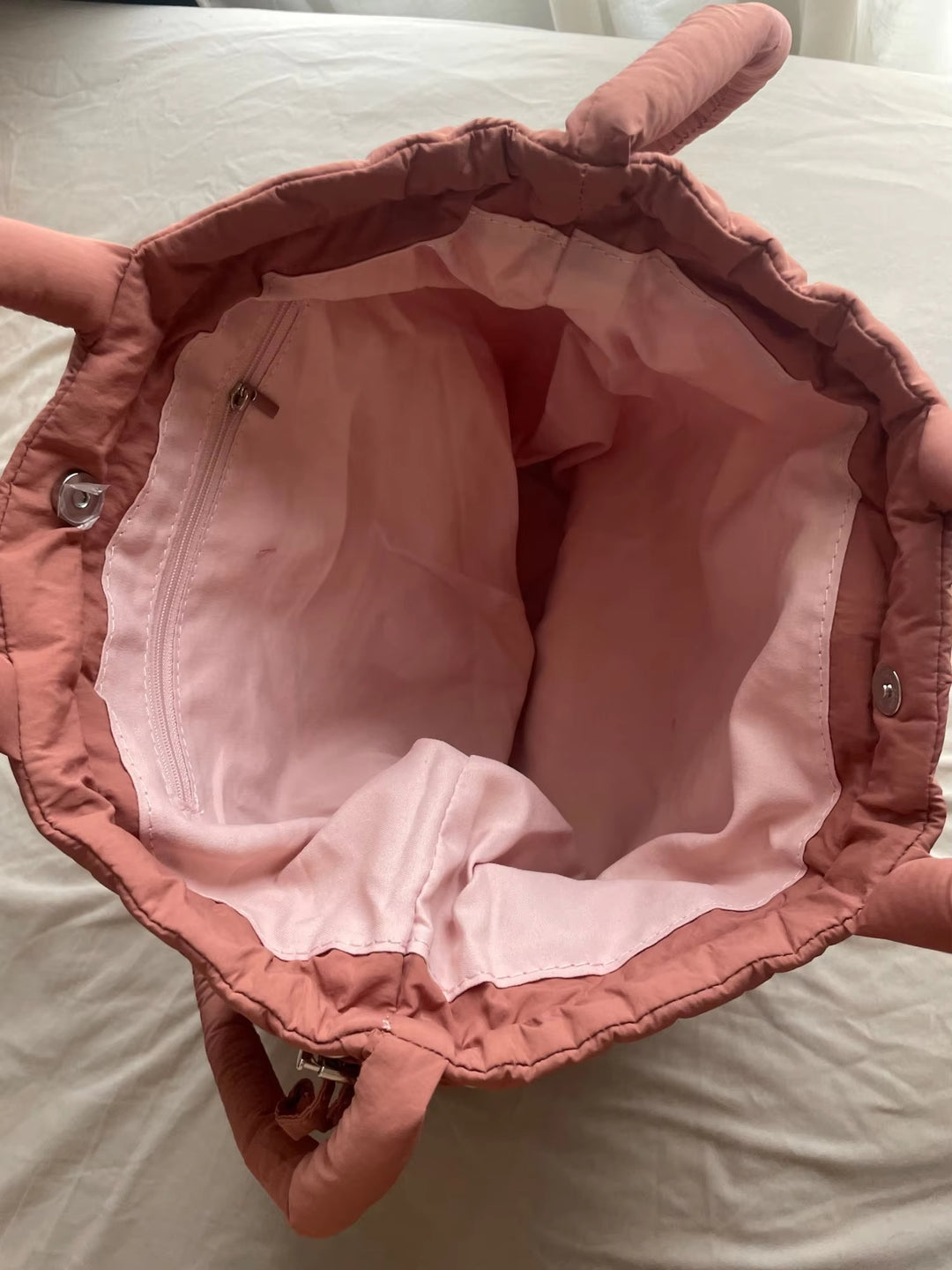 Unique Puffer Handbag with Trendy Volume - Riva-Pink-The Livary