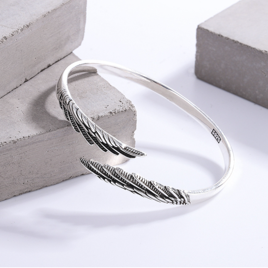 VINTAGE FEATHER BRACELET-Nora Luxe