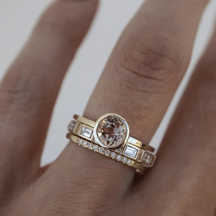 Vintage Golden Ring with Crystals - Eliana-6-Nora Luxe