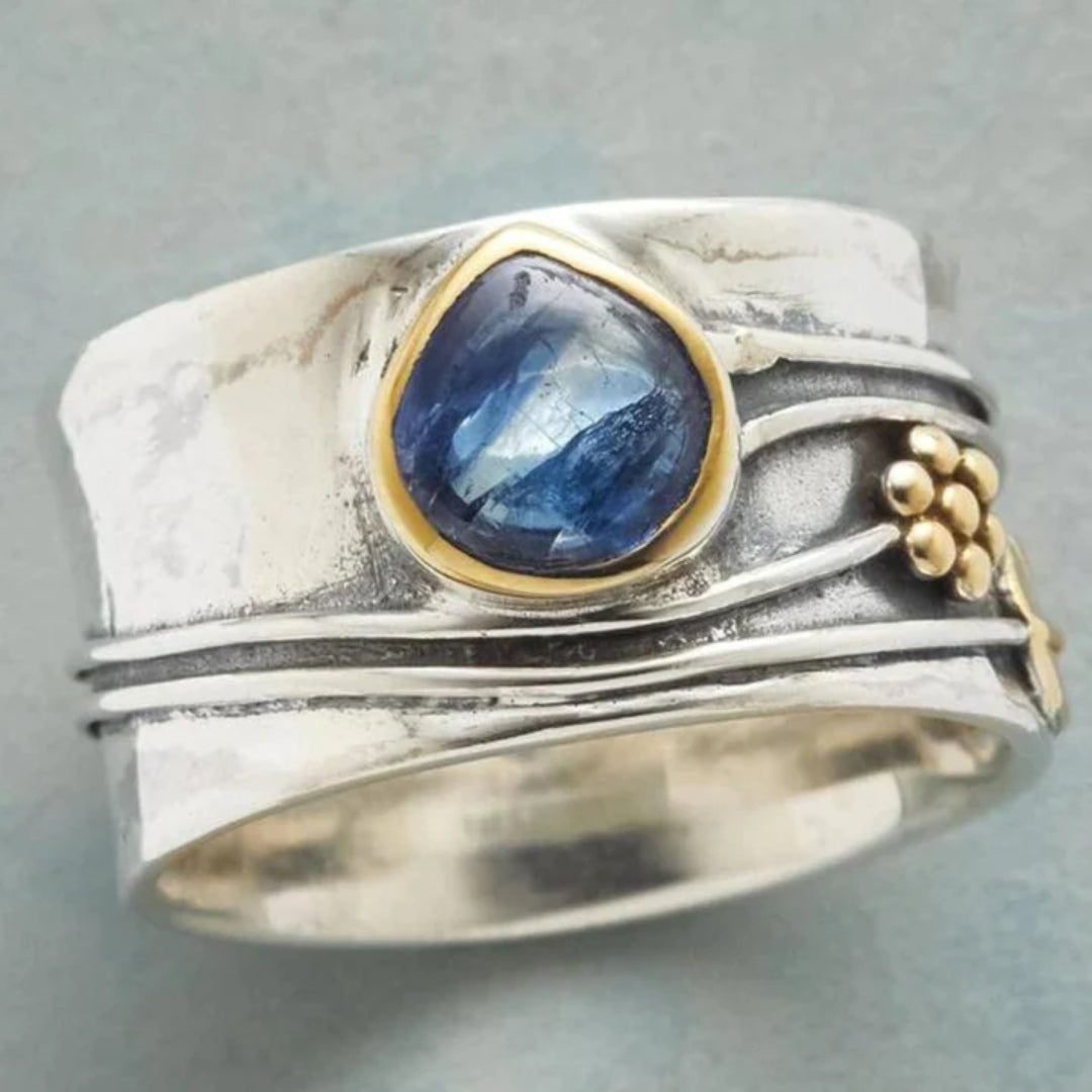 Vintage Ring with Blue Gemstone - Esmé-6-Nora Luxe