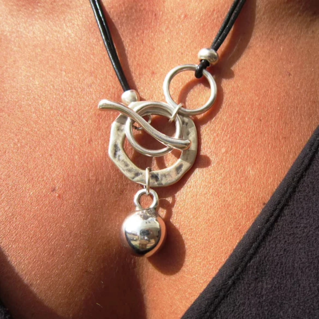 Vintage Silver Necklace - Elina-Nora Luxe