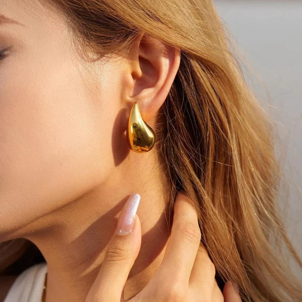 Vintage Teardrop Earrings - Aurielle-Gold-Nora Luxe