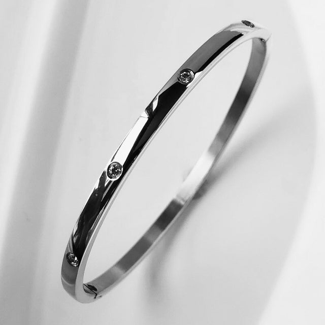 ZIRCON INLAY BRACELET-Silver ten-58-60mm-Nora Luxe