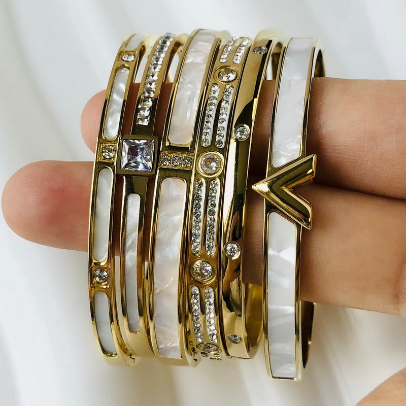 ZIRCON INLAY BRACELET-V-Gold-58-60mm-Nora Luxe