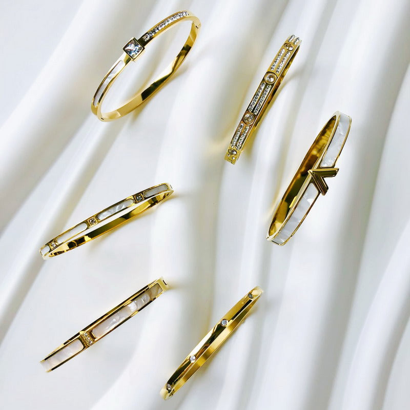 ZIRCON INLAY BRACELET-V-Gold-58-60mm-Nora Luxe