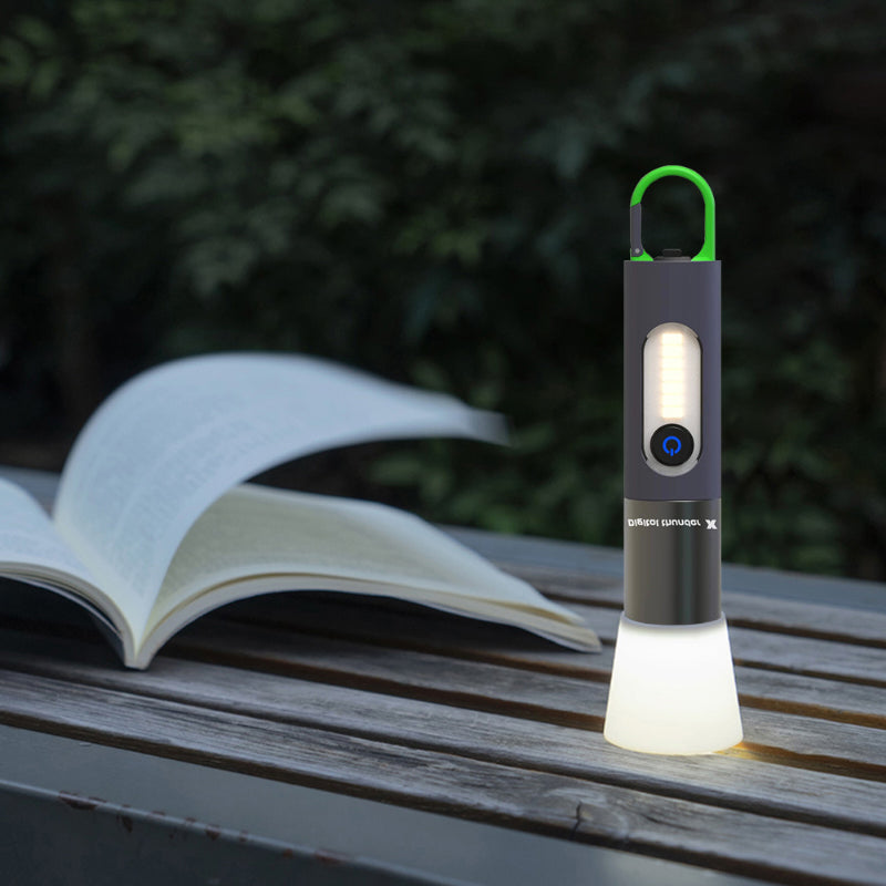 Zoomable LED Flashlight - LumaZoom-Nora Luxe