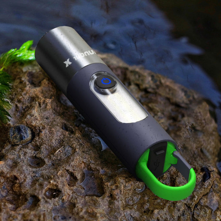 Zoomable LED Flashlight - LumaZoom-Nora Luxe